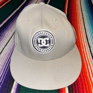 DC Shoes Tan & Navy Snapback Hat OSFM Flat Brim Streetwear